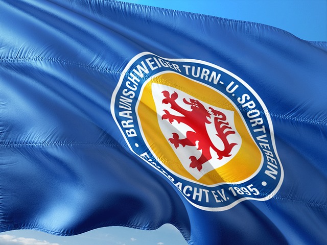 斯具备