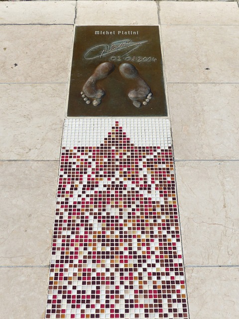 涌现出各种 涌现出各种